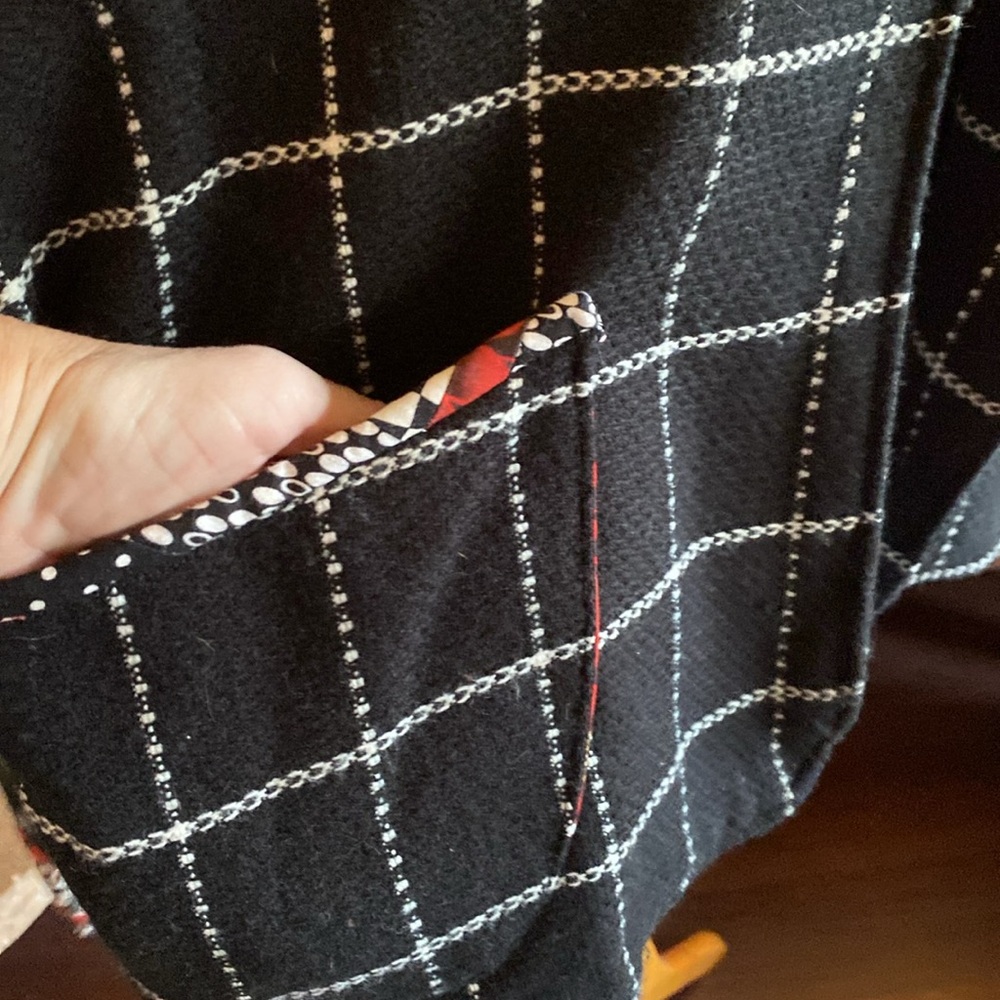 ARTISAN made jacket. Short swing style. Black checked wool blend w cotton accent - Picture 7 of 12
